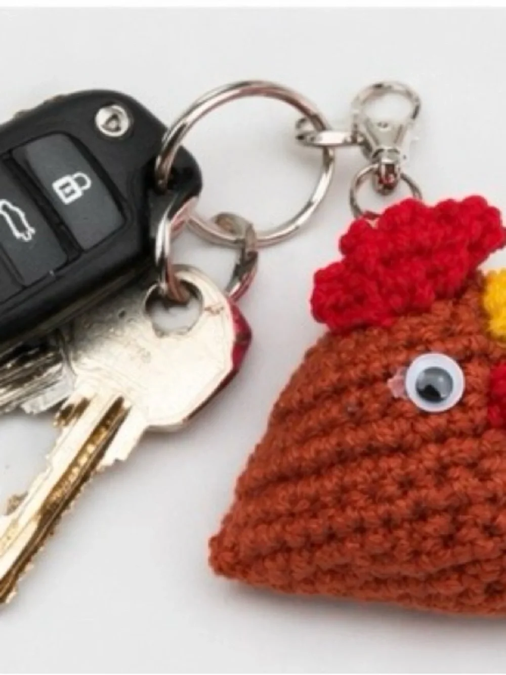 Handmade Crochet Chicken Keychain animal charm 1.5 inch for keys, bagpack purse